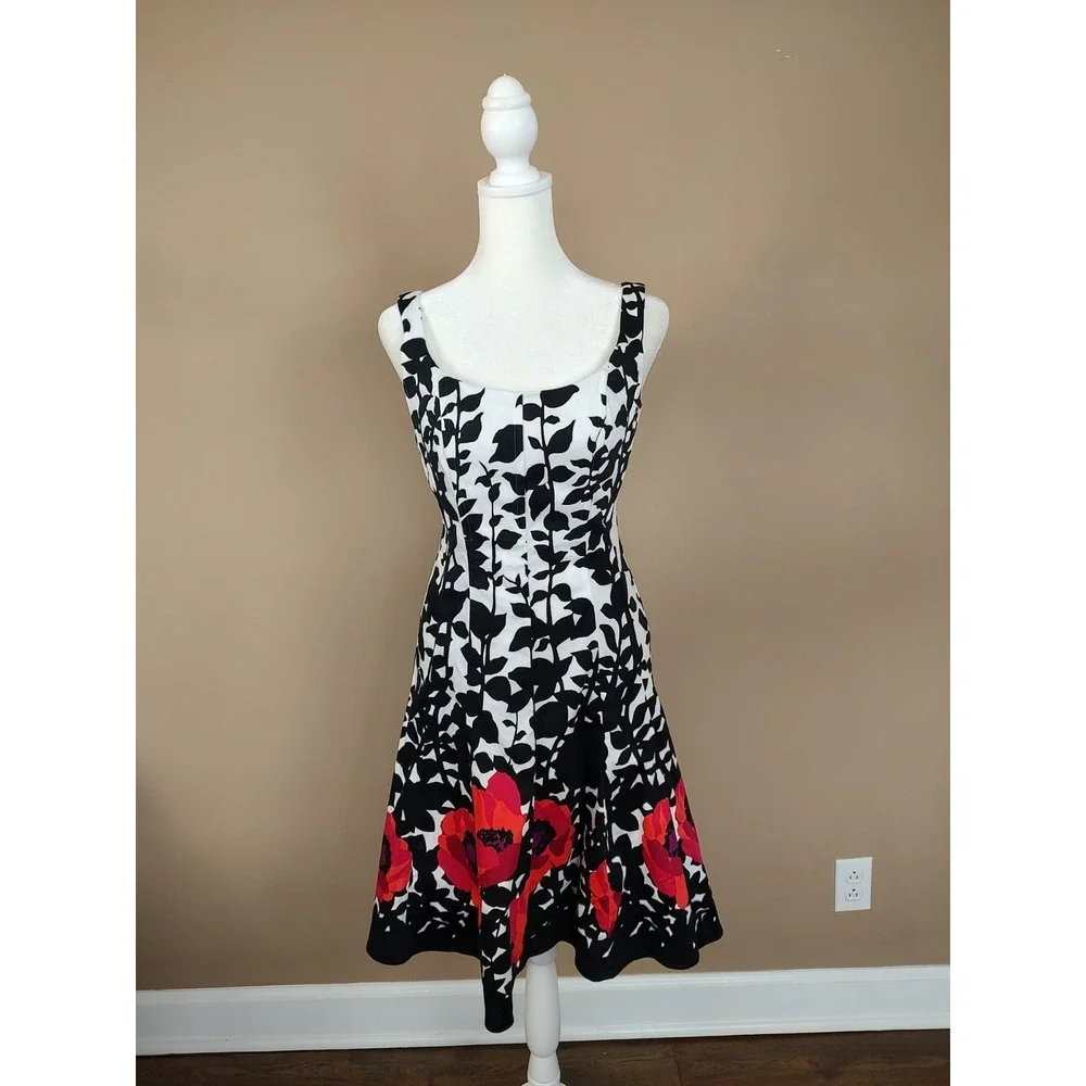 Nine West Black & White Fit & Flare Dress, Boned Bust, Red Floral Hem size 2 - Picture 1 of 7